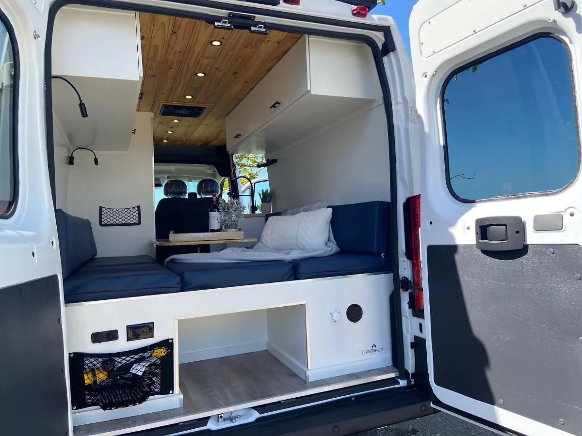 캠프장 Discover Puerto Rico In Our Campervan Carlos By Van Del Sol 산후안